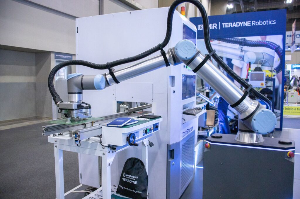 Vectralis at Expo Manufactura 2026: Automation and Testing in a Unified Ecosystem — photo 4
